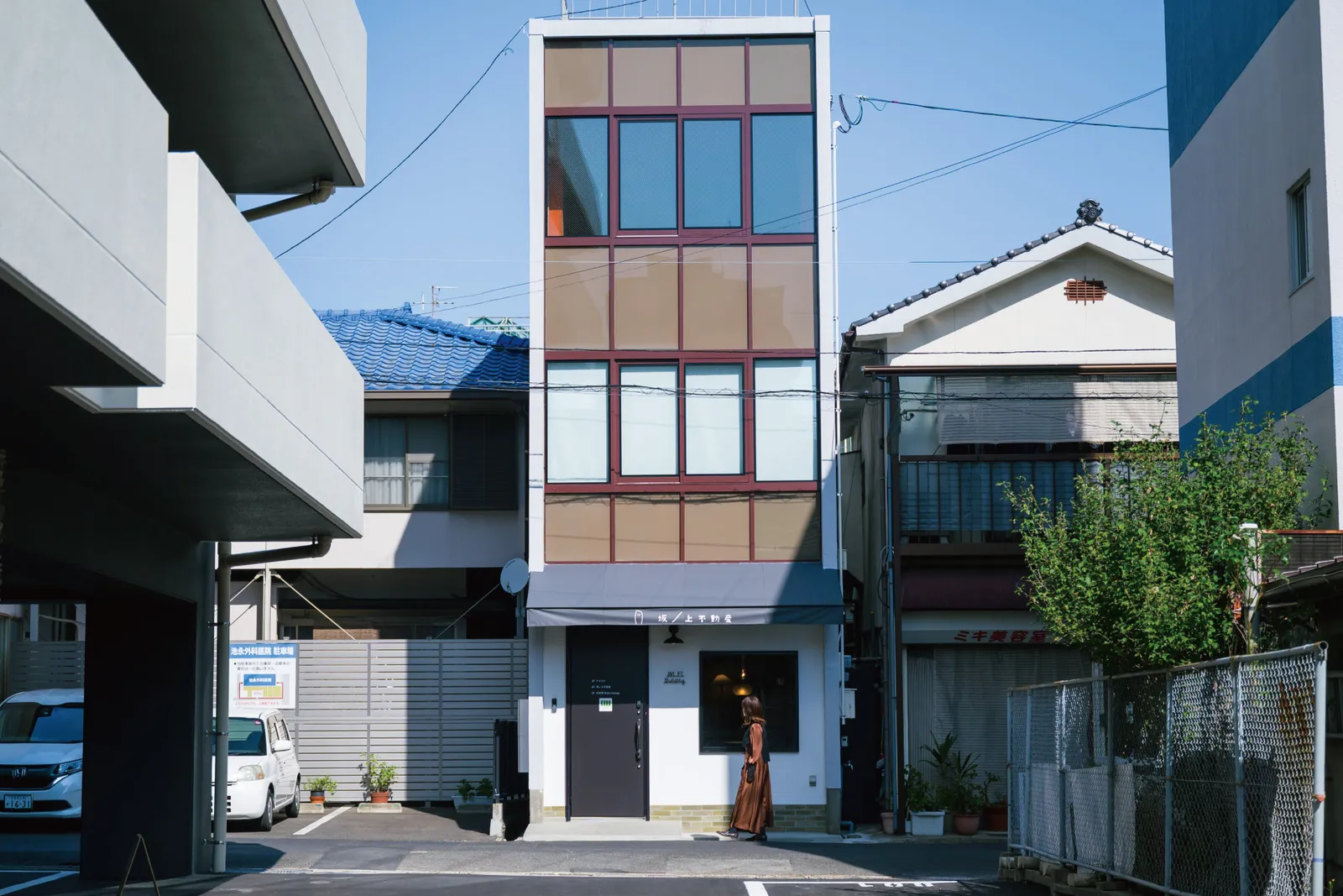 再生した佐世保Wi-Fi Building